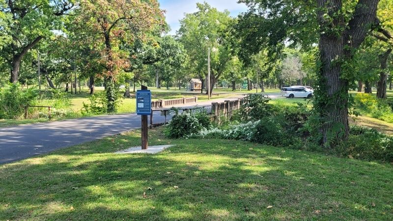 Information Marker and bridge image. Click for full size.