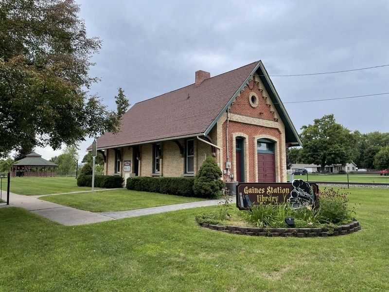 Gaines Depot and Marker image. Click for full size.