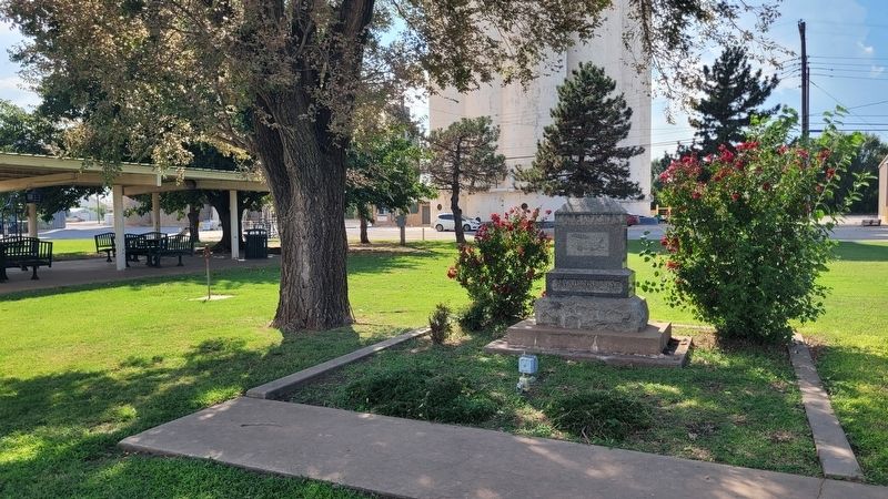The view of the Pat Hennessey Marker in the park image. Click for full size.