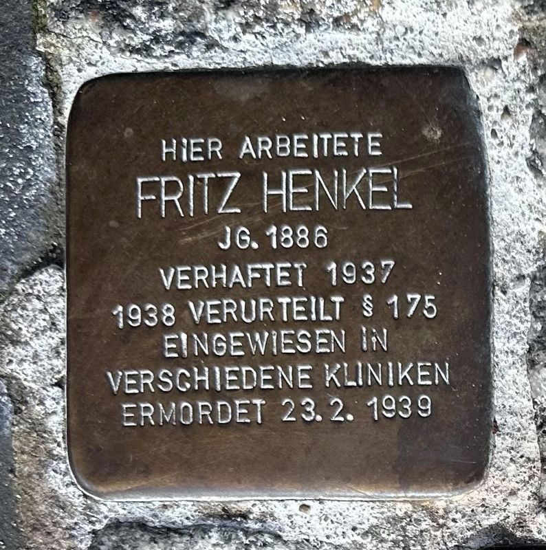 Fritz Henkel stolperstein image. Click for full size.