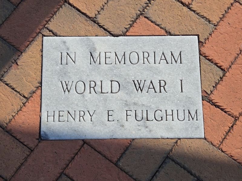 Hapeville Veterans Memorial Marker, WWI, far left side image. Click for full size.