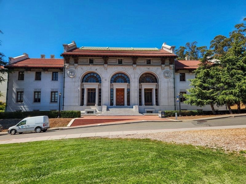 Hearst Memorial Mining Building image. Click for full size.