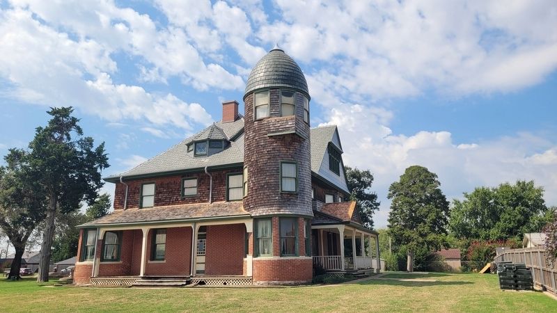 Horizon Hill House. Click for full size. Horizon Hill House image. Click for full size.