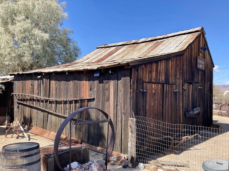 Alf�s Blacksmith Shop image. Click for full size.