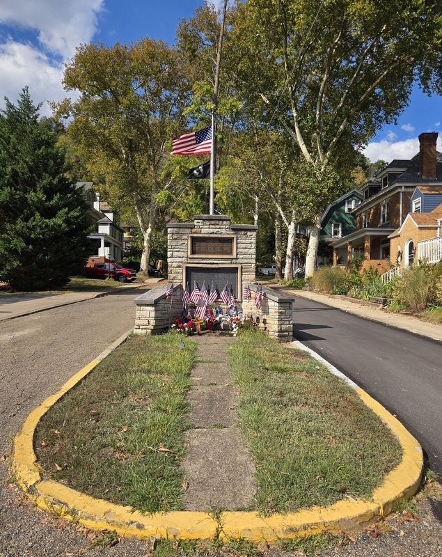 Sharpsburg Veterans Memorial. Click for full size. Sharpsburg Veterans Memorial image. Click for full size.