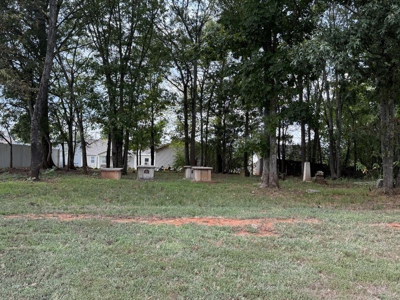 Cavett Cemetery image. Click for full size.