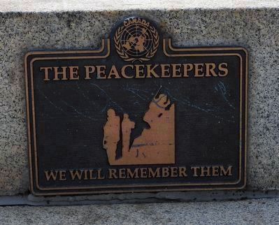 St. Catharines Cenotaph - The Peacekeepers image. Click for full size.