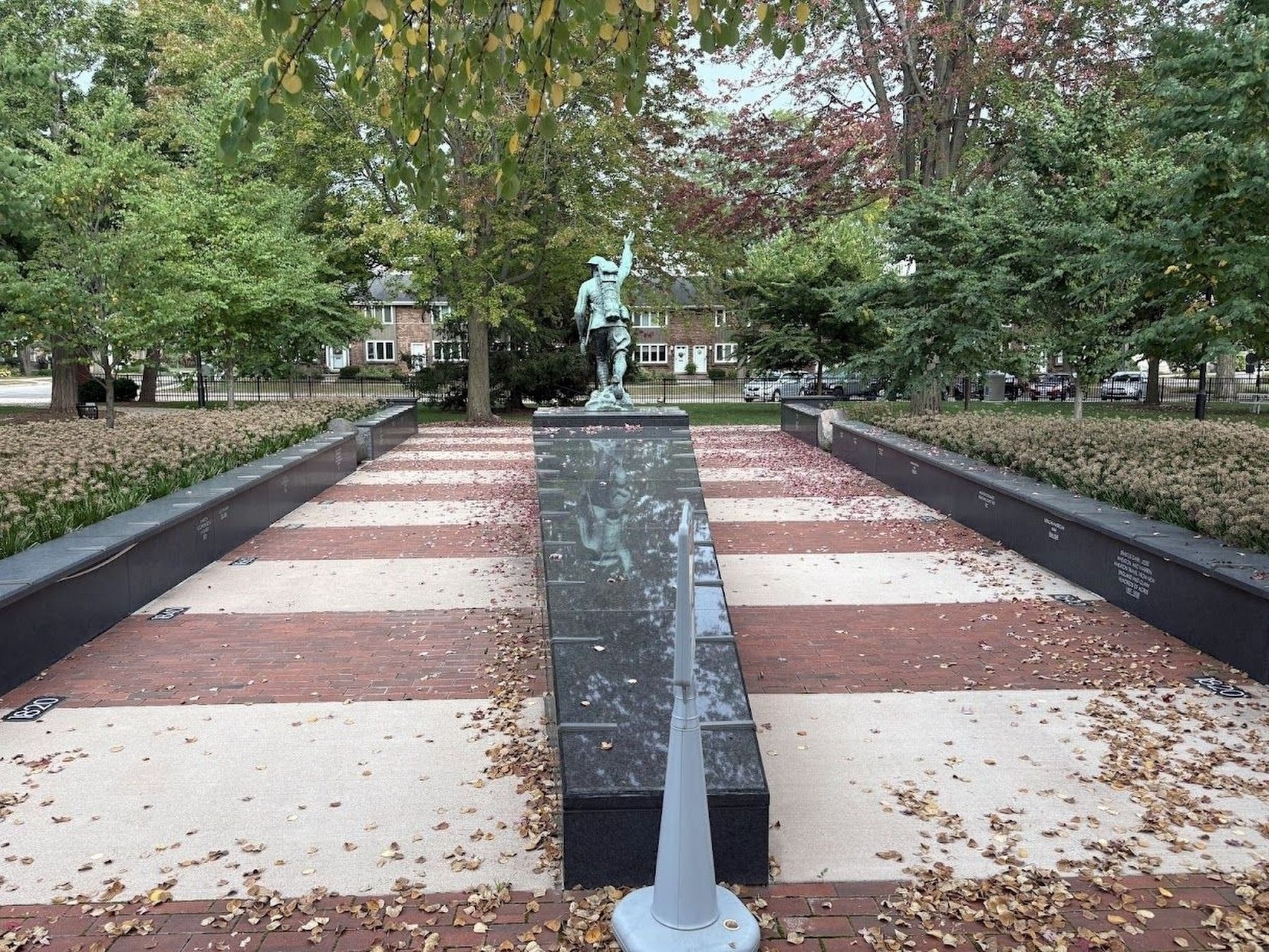 Memorial Plaza, rear view image. Click for full size.