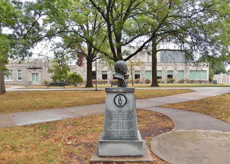 Dale Carnegie Monument (<i>west side</i>) image. Click for full size.