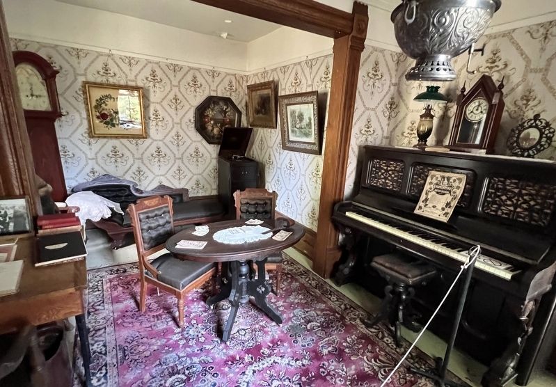 Dr. Jones� House, the restored parlour in 2025 image. Click for full size.