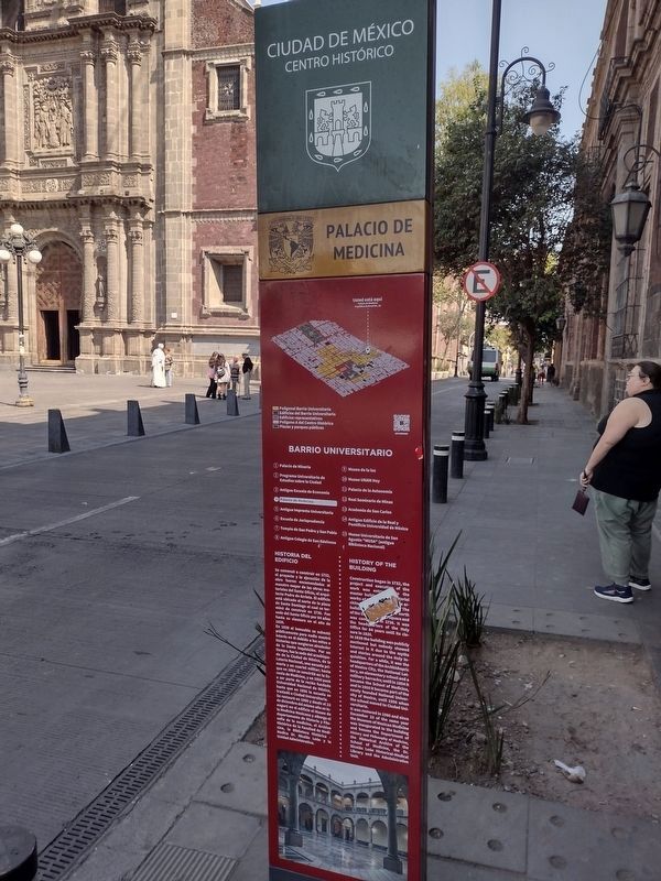 Palacio de Medicina Marker. Click for full size. Palacio de Medicina Marker image. Click for full size.