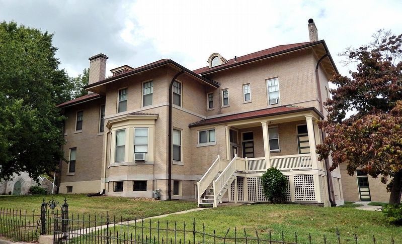 John T. and Lillian Heard House (<i>northeast elevation</i>) image. Click for full size.