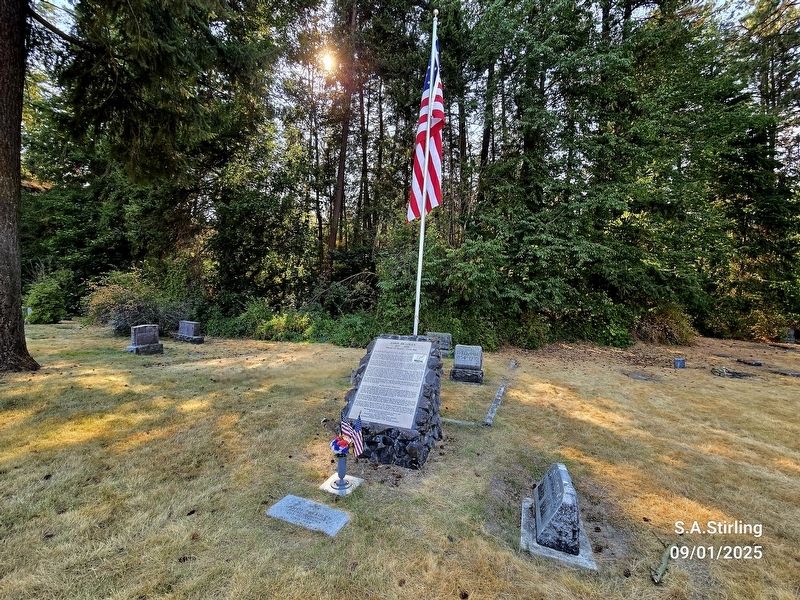 Amos Bradley Marker located behind his gravestone. image. Click for full size.