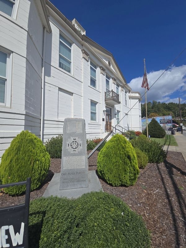 Mitchell County Veterans Monument at the Historic Mitchell County Courthouse image. Click for full size.