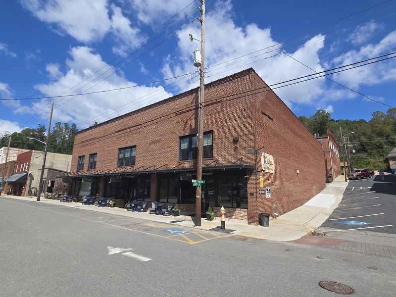 Spruce Pine Store Company building. Marker is at the far right corner image. Click for full size.