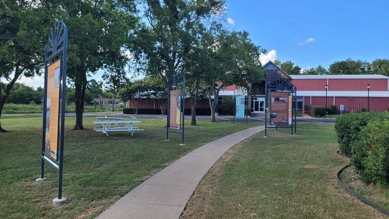 The view of the marker on the left of the walkway. Click for full size. The view of the marker on the left of the walkway image. Click for full size.