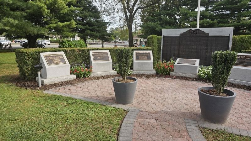 Garden City War Memorials image. Click for full size.