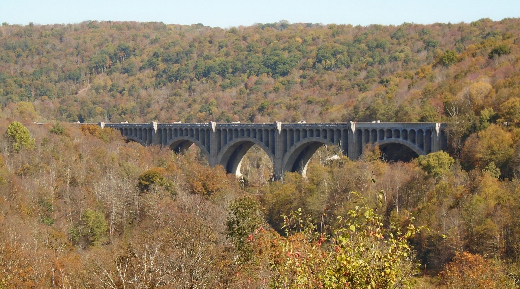 Martins Creek Viaduct image. Click for full size.