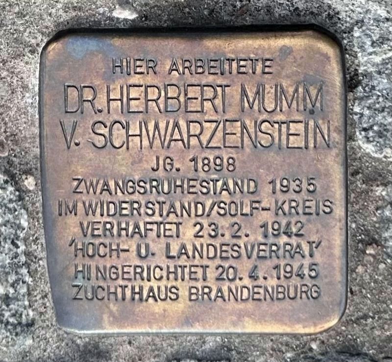 Dr. Herbert Mumm von Schwarzenstein stolperstein image. Click for full size.