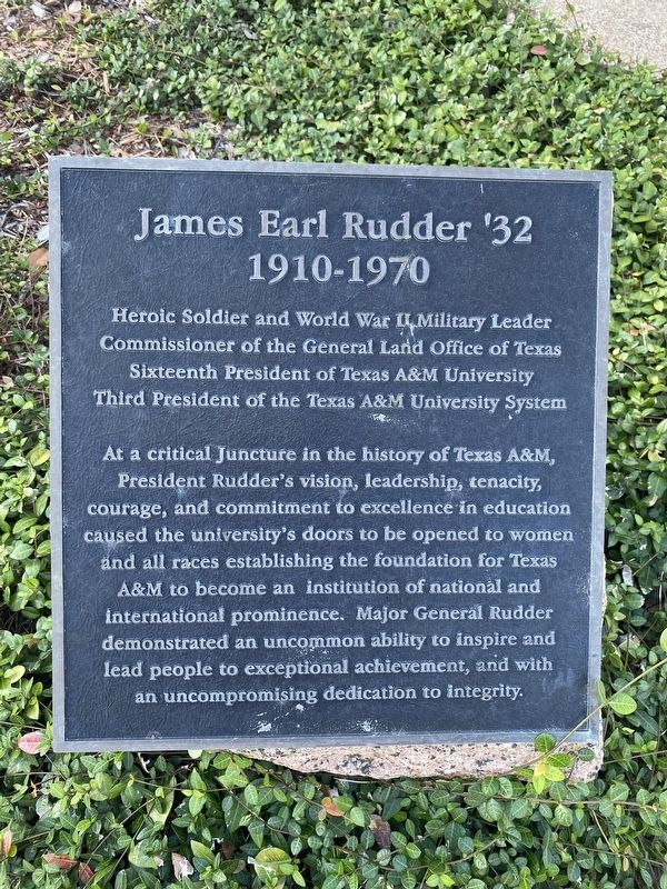 James Earl Rudder '32 Marker image. Click for full size.