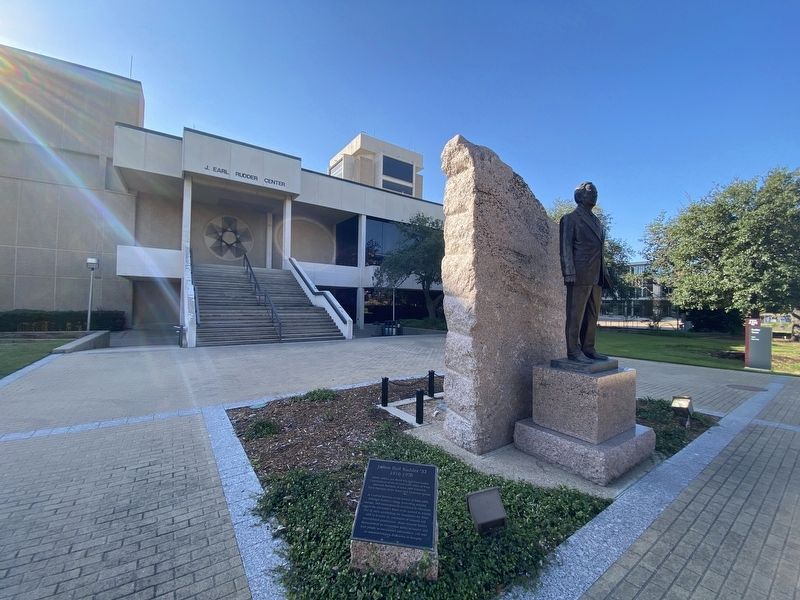 James Earl Rudder '32 marker and statue in front of the J. Earl Rudder Center. image. Click for full size.