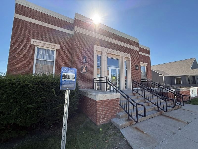 1003 Delta Avenue Marker and Gladstone Post Office image. Click for full size.