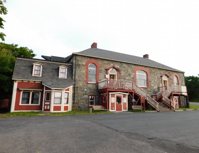 Harbour Grace Court House Palais de Justice D'Harbour Grace Marker image. Click for full size.