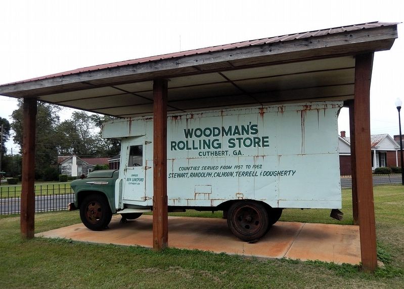 Woodman's Rolling Store image. Click for full size.