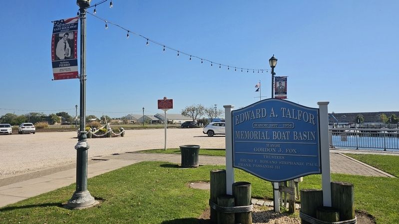 Talfor Boat Basin image. Click for full size.