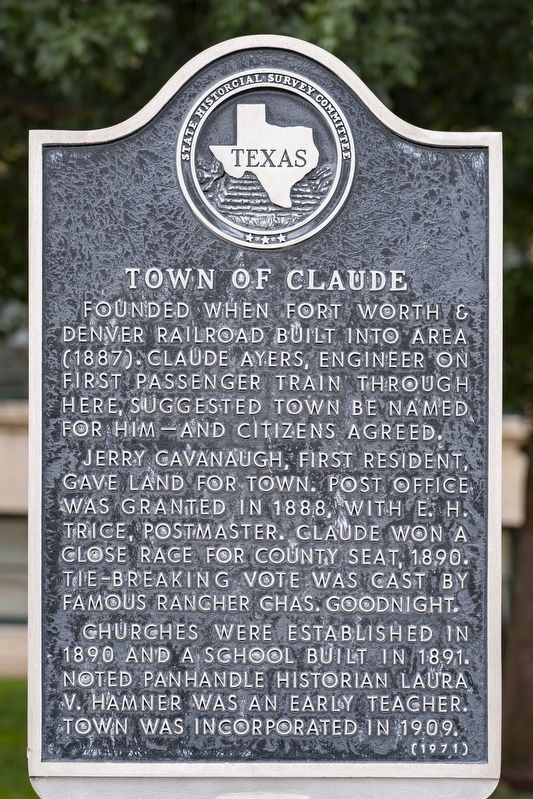 Town of Claude Marker. Click for full size. Town of Claude Marker image. Click for full size.