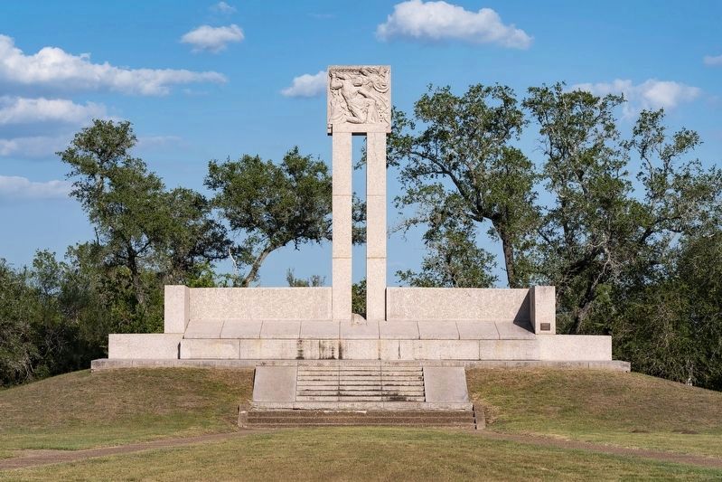 Fannin Burial Monument. Click for full size. Fannin Burial Monument image. Click for full size.