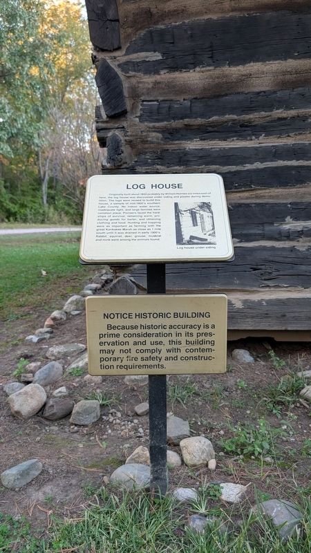 Notice Historic Building. Click for full size. Notice Historic Building image. Click for full size.