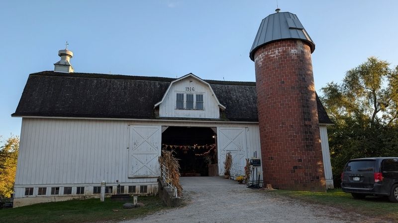 Barn Marker in context image. Click for full size.