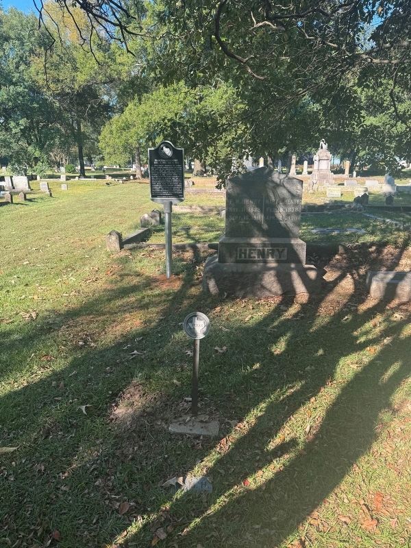 New Francis Marion Henry Marker image. Click for full size.