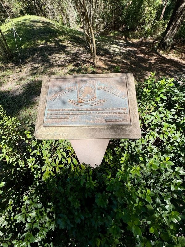 Hero�s Walk & Freedom Trees Marker image. Click for full size.
