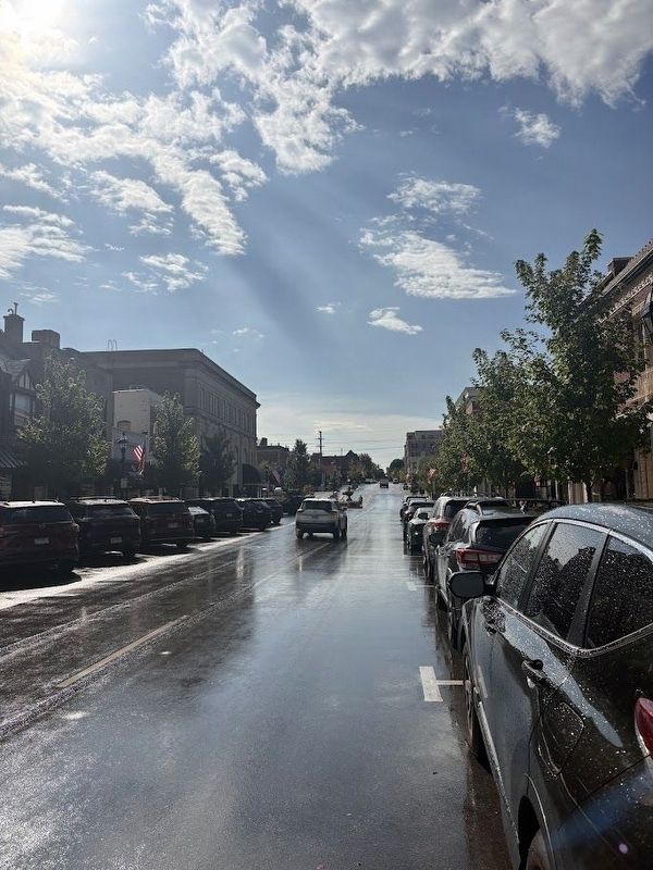 Main Street north of the tracks in Glen Ellyn image. Click for full size.