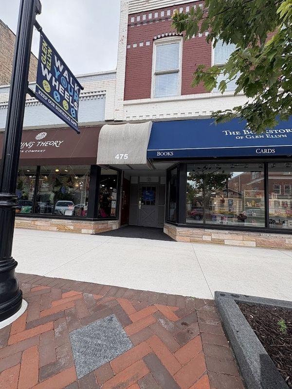 McChesney & Miller Grocery Store Marker at 475 N. Main image. Click for full size.