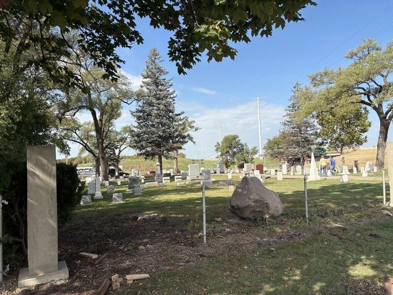 Elk Grove Cemetery, with I-90 in the far background. Click for full size. Elk Grove Cemetery, with I-90 in the far background image. Click for full size.