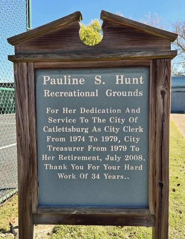 Pauline S. Hunt Recreational Grounds Marker. Click for full size. Pauline S. Hunt Recreational Grounds Marker image. Click for full size.