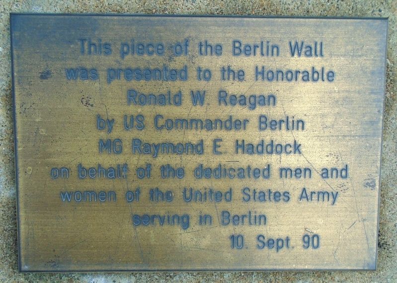Berlin Wall Memorial Presentation Marker image. Click for full size.