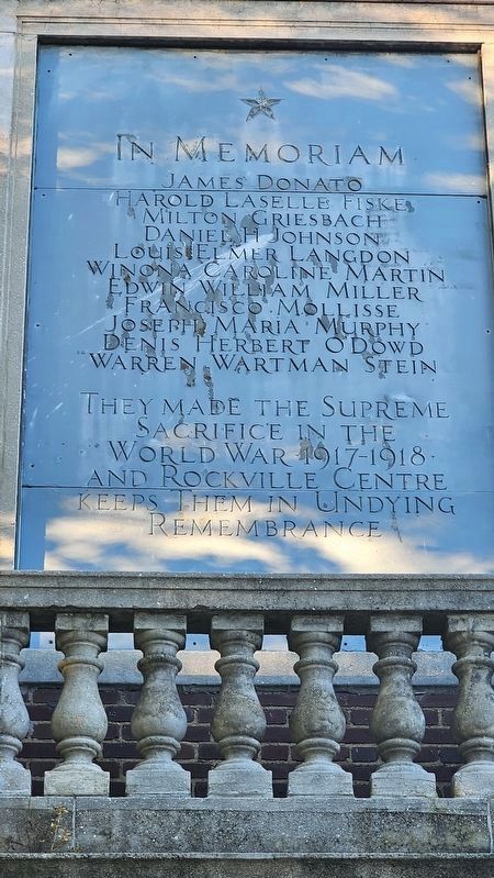 South Side Middle School World War I Memorial Marker, East End image. Click for full size.