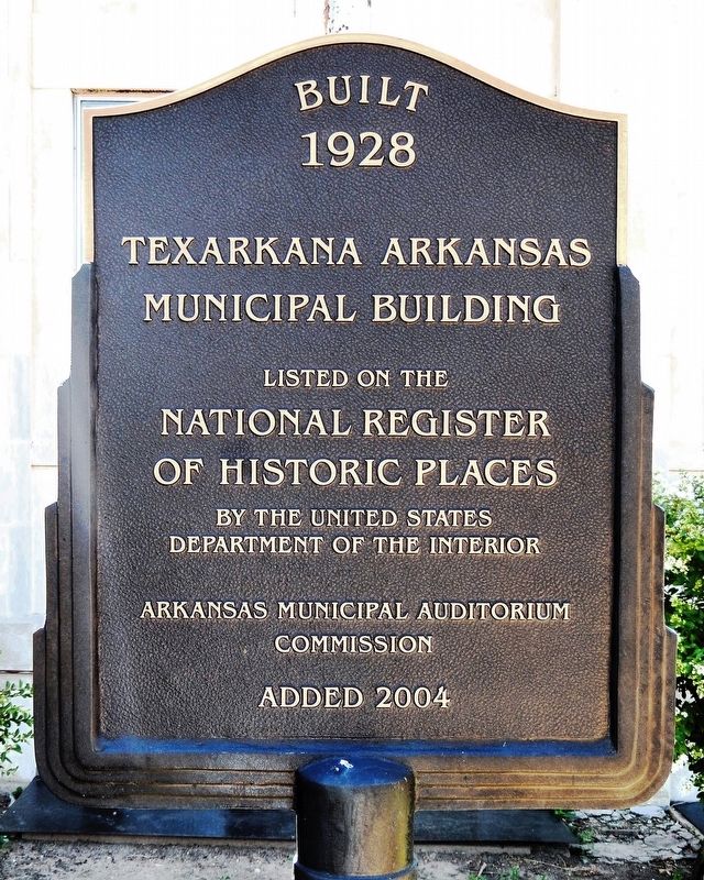 Texarkana Arkansas Municipal Building Marker image. Click for full size.