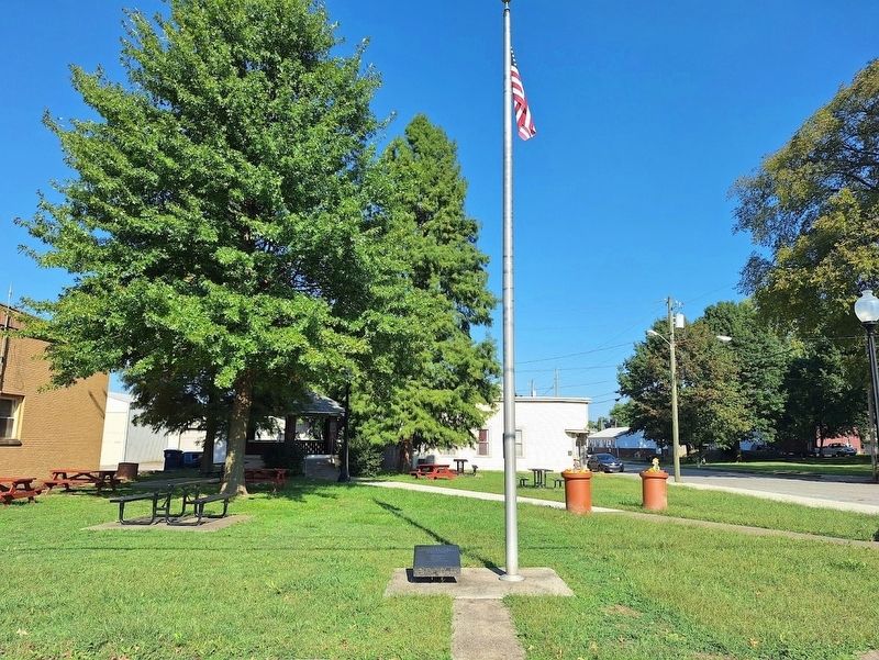 Veterans Memorial image. Click for full size.