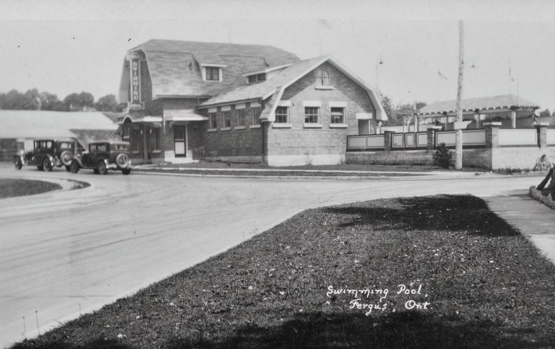 Fergus Swimming Pool ca 1930s. Click for full size. Fergus Swimming Pool ca 1930s image. Click for full size.