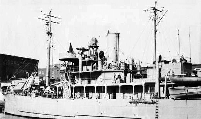 USS Manhasset (as AG-47) moored pierside image. Click for more information.