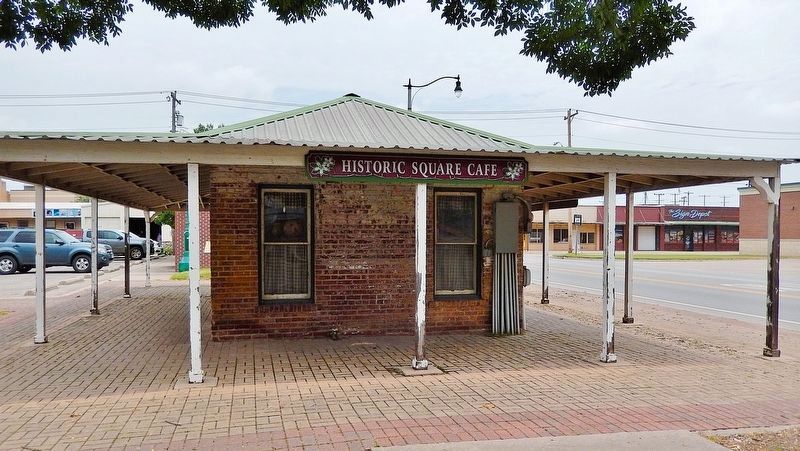 The Square Cafe Building (<i>south elevation</i>) image. Click for full size.