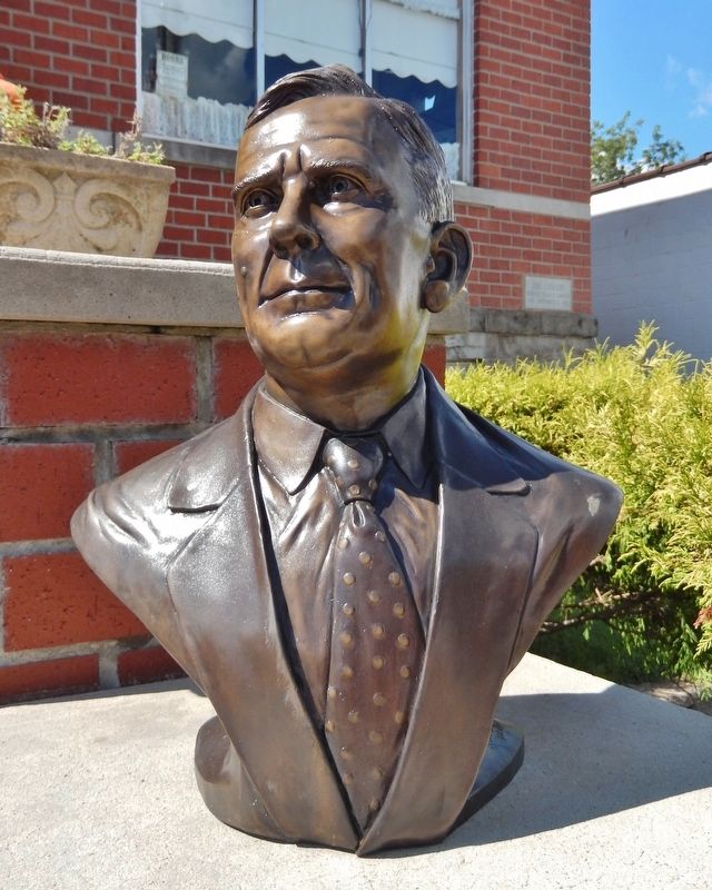 Edwin Powell Hubble Sculpture image. Click for full size.