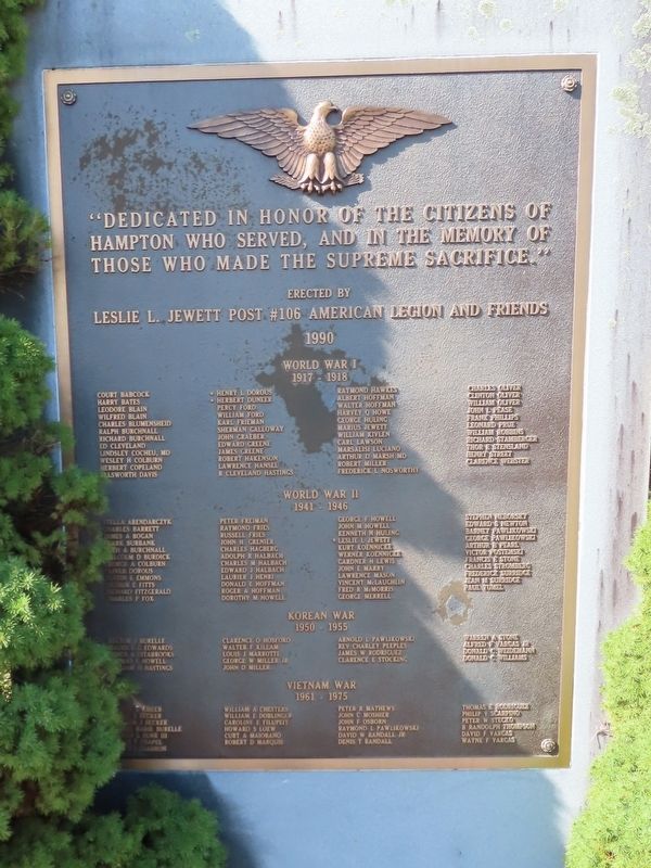 Hampton Veterans Memorial image. Click for full size.