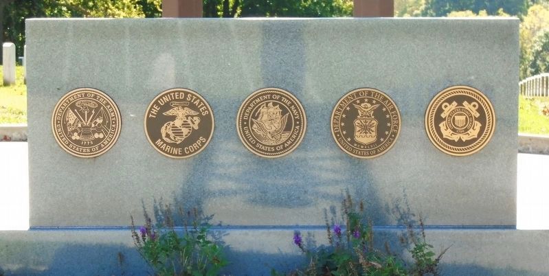 Carillon Memorial Monument Service Emblems image. Click for full size.