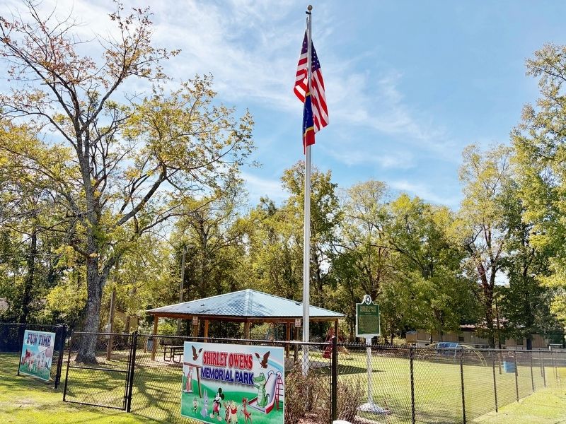 Shirley-Owens Memorial Park & Marker image. Click for full size.